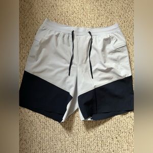 L Lululemon swim trunks